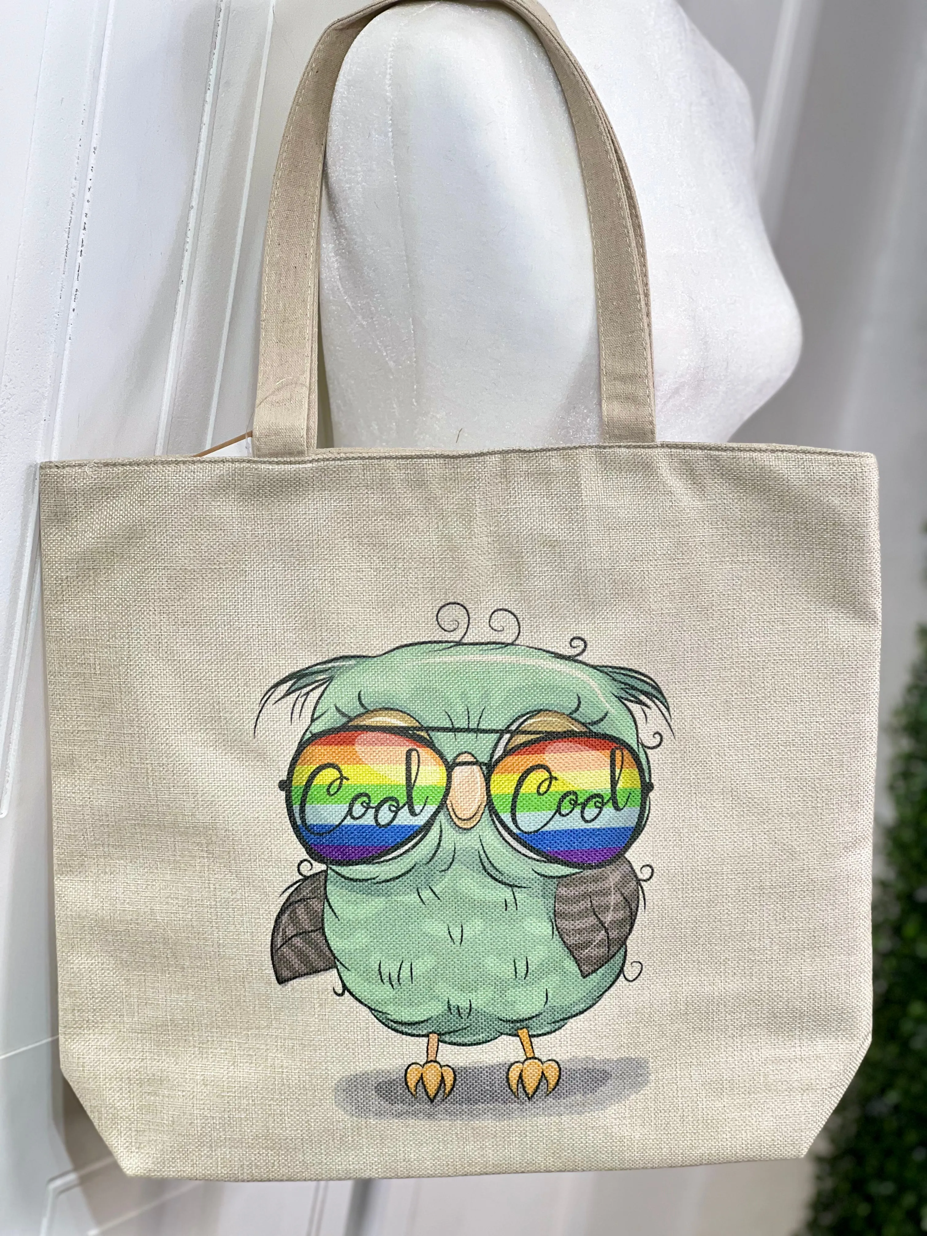 Corine "cool cool" Owl Canvas Tote